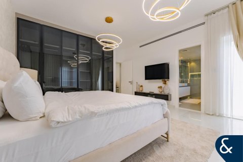 Vilë në The Springs, Dubai, Emiratet e Bashkuara Arabe 3 dhoma gjumi, 228 m2. № 671202 - Foto 17