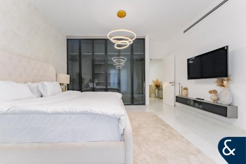 Vilë në The Springs, Dubai, Emiratet e Bashkuara Arabe 3 dhoma gjumi, 228 m2. № 671202 - Foto 14