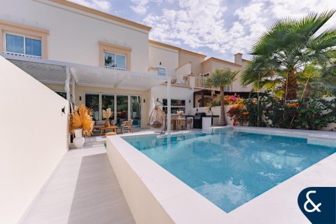 Vilë në The Springs, Dubai, Emiratet e Bashkuara Arabe 3 dhoma gjumi, 228 m2. № 671202 - Foto 1