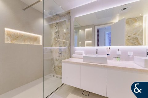 Vilë në The Springs, Dubai, Emiratet e Bashkuara Arabe 3 dhoma gjumi, 228 m2. № 671202 - Foto 29