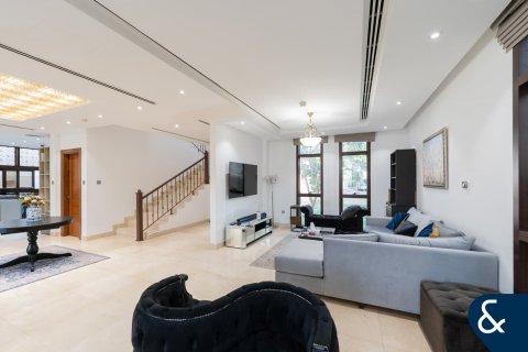 וילה למכירה ב Jumeirah Park, Dubai, איחוד האמירויות  4 חדרי שינה, 733 מ"ר, מספר 671230 - תמונה 25