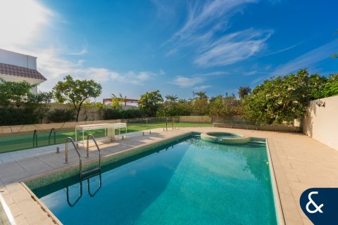 וילה למכירה ב Jumeirah Park, Dubai, איחוד האמירויות  4 חדרי שינה, 733 מ"ר, מספר 671230 - תמונה 8