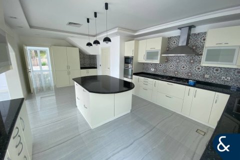 Arabian Ranches、Dubai、UAE にあるヴィラ販売中 5ベッドルーム、998 m2、No671201 - 写真 9