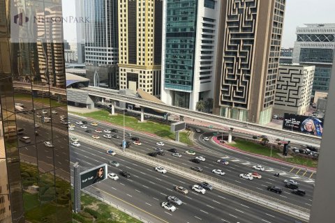 Byt v Sheikh Zayed Road, Dubai, SAE 3 ložnice, 185.8 m² Č.: 571854 - fotografie 1