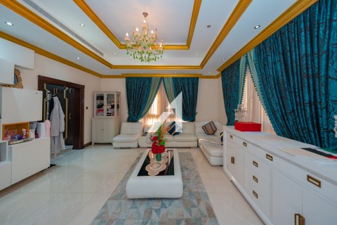 Vila v Dubai, SAE 7 ložnice, 1858 m² Č.: 623879 - fotografie 29