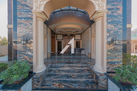 Vila v Dubai, SAE 7 ložnice, 1858 m² Č.: 623879 - fotografie 24