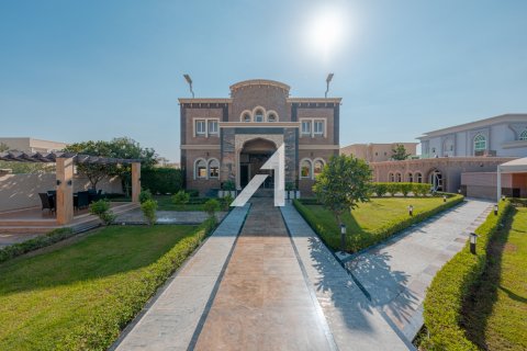 Vila v Dubai, SAE 7 ložnice, 1858 m² Č.: 623879 - fotografie 1
