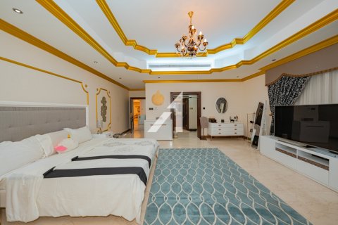 Vila v Dubai, SAE 7 ložnice, 1858 m² Č.: 623879 - fotografie 6