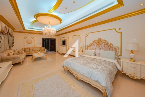 Vila v Dubai, SAE 7 ložnice, 1858 m² Č.: 623879 - fotografie 4