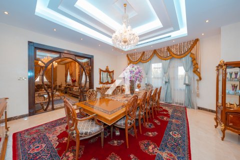 Vila v Dubai, SAE 7 ložnice, 1858 m² Č.: 623879 - fotografie 2