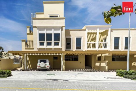 Townhouse in Dubai, UAE 5 bedrooms, 287.1 sq.m. № 732957 - photo 3