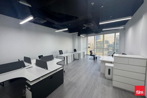 Üürile anda kontor asukohaga Business Bay, Dubai, AÜE: 49.3 m² Nr 694342 - pilt 2