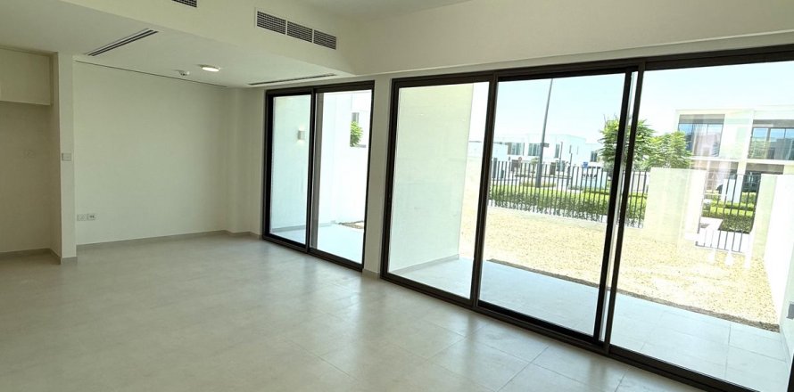 טאונהאוס ב Dubai, איחוד האמירויות 3 חדרי שינה, 173.9 מ"ר מספר 694246