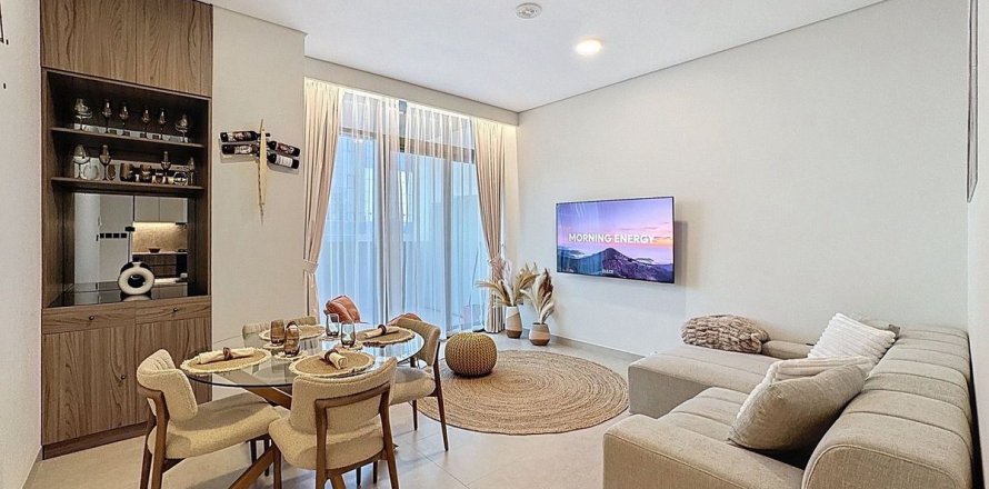 Appartement à Business Bay, Dubai, EAU: 1 chambre, 80.5 m2 № 694252