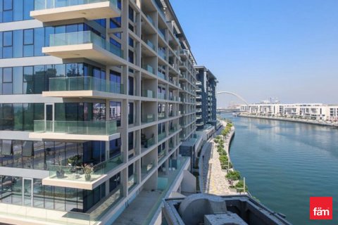 Apartment in Al Wasl, Dubai, UAE 2 bedrooms, 228 sq.m. № 645849 - photo 1