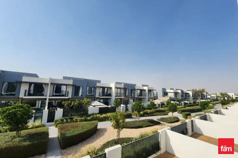 Villa in Dubai, UAE 3 bedrooms, 174 sq.m. № 645848 - photo 25