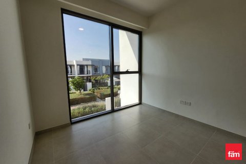 Villa in Dubai, UAE 3 bedrooms, 174 sq.m. № 645848 - photo 13