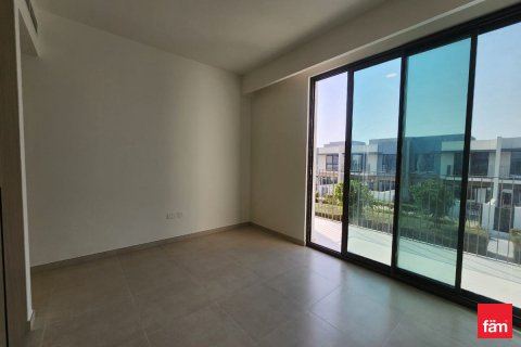 Villa in Dubai, UAE 3 bedrooms, 174 sq.m. № 645848 - photo 15