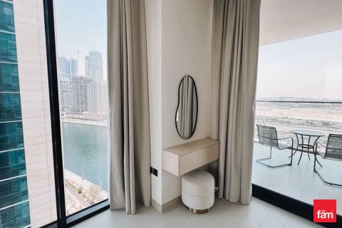 Apartamento en venta en Business Bay, Dubai, EAU 1 dormitorio, 73.6 m2 № 645852 - foto 13
