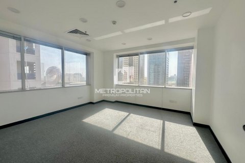 Biuro do wynajęcia w Sheikh Zayed Road, Dubai, ZEA 227.8 mkw., nr 591883 - zdjęcie 4