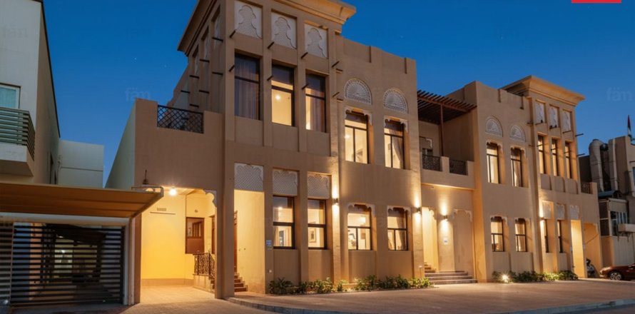 Villa in Al Barsha, Dubai, VAE 6 slaapkamers, 1156 vr.m. nr 679961