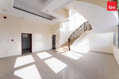 Villa te huur in Al Barsha, Dubai, VAE 6 slaapkamers, 1156 vr.m., nr 679961 - foto 6