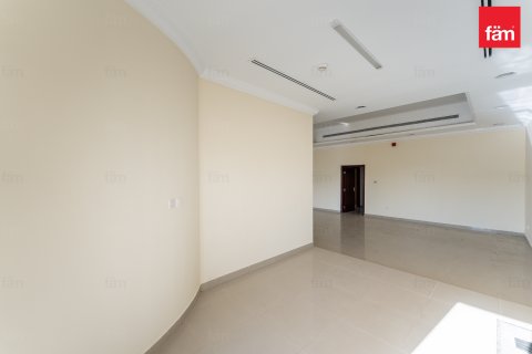 Villa te huur in Al Barsha, Dubai, VAE 6 slaapkamers, 1156 vr.m., nr 679961 - foto 7