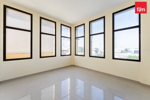 Villa te huur in Al Barsha, Dubai, VAE 6 slaapkamers, 1156 vr.m., nr 679961 - foto 14