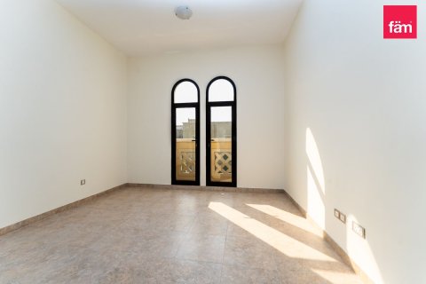 Rijtjeshuis te huur in Dubai, VAE 4 slaapkamers, 297.5 vr.m., nr 679962 - foto 9