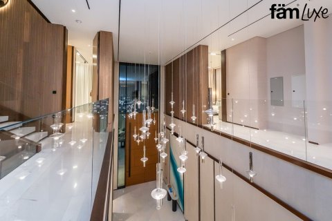 Villa para venda em Dubai, EAU 5 quartos, 934 m2 № 679964 - foto 12