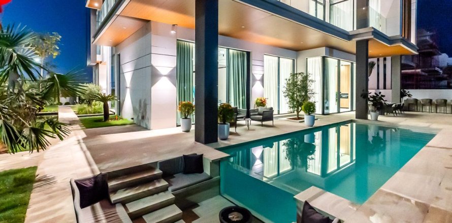 Willa w Dubai, ZEA 5 sypialnie, 934 mkw. nr 679964