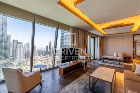 Penthouse til leje i Downtown Dubai (Downtown Burj Dubai), Dubai, UAE 4 soveværelser, 647.26 kvm № 746761 - foto 4