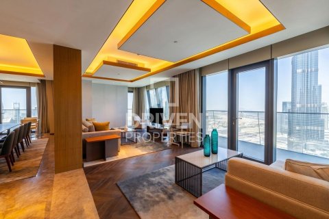 Penthouse în Downtown Dubai (Downtown Burj Dubai), Dubai, EAU 4 dormitoare, 647.26 mp. №746761