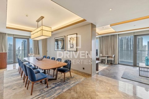 Penthouse til leje i Downtown Dubai (Downtown Burj Dubai), Dubai, UAE 4 soveværelser, 647.26 kvm № 746761 - foto 15