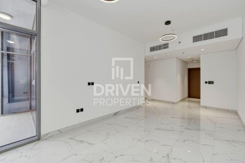 Business Bay, Dubai, UAE의 임대용 아파트 침실 1개, 99.22제곱미터 번호 746757 - 사진 2