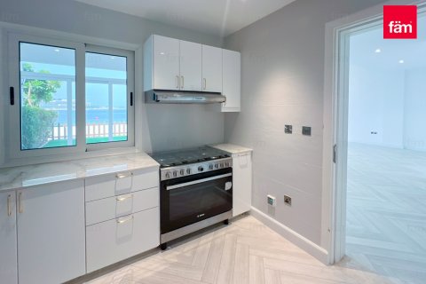 Huvila Palm Jumeirah, Dubai, Arabiemiraatit 5 makuuhuonetta, 270.9 m2 № 755042 - kuva 7