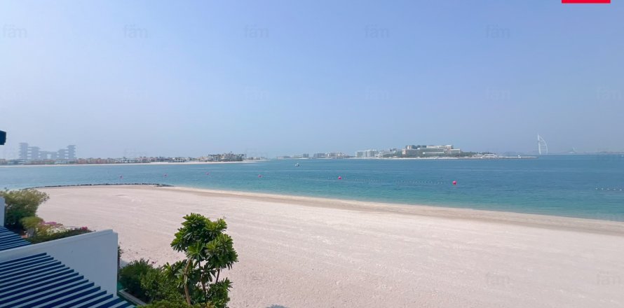 Villa em Palm Jumeirah, Dubai, EAU 5 quartos, 270.9 m2 № 755042