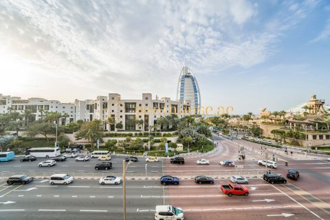 阿联酋 Dubai Umm Suqeim 待租 : 4 卧, 247 平方米 , 编号592676 - 照片 12