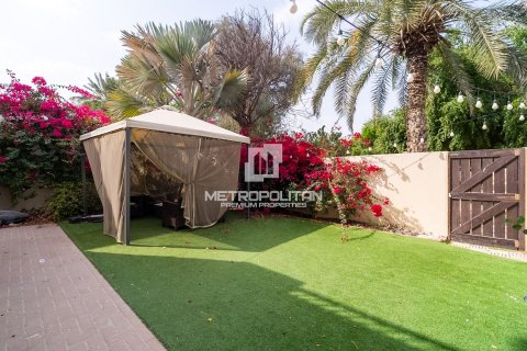 Townhouse in Arabian Ranches, Dubai, UAE 2 bedrooms, 242 sq.m. № 592675 - photo 30