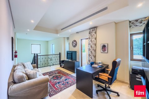 Villa in Al Furjan, Dubai, UAE 3 bedrooms, 600 sq.m. № 708310 - photo 23