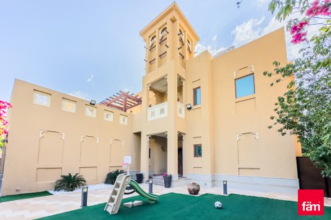 Villa in Al Furjan, Dubai, UAE 3 bedrooms, 600 sq.m. № 708310 - photo 5