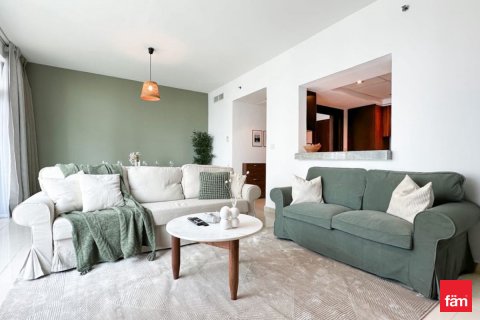 Apartment in Dubai Marina, UAE 2 bedrooms, 121 sq.m. № 631850 - photo 1