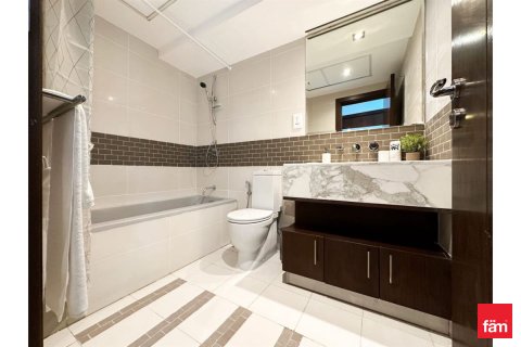 Apartment in Dubai Marina, UAE 2 bedrooms, 121 sq.m. № 631850 - photo 11