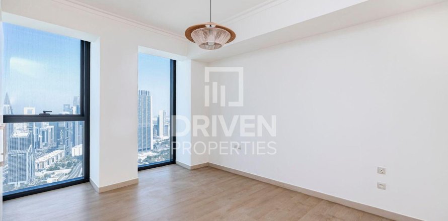 Apartment in Downtown Dubai (Downtown Burj Dubai), Dubai, UAE 3 bedrooms, 169 sq.m. № 684542