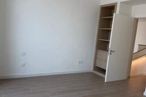 Kaupunkipientalo Jebel Ali, Dubai, Arabiemiraatit 3 makuuhuonetta, 241 m2 № 721982 - kuva 16