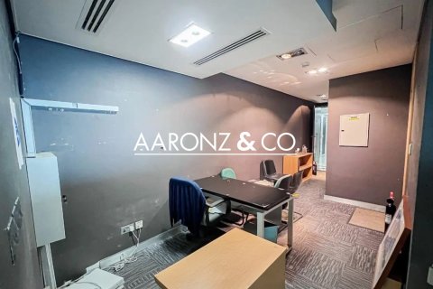 Escritório para arrendamento em Business Bay, Dubai, EAU 156 m2 № 685631 - foto 5