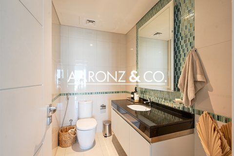 Appartamento in vendita a Dubai Marina, Dubai, EAU 2 camere da letto, 124 mq. № 685634 - foto 11