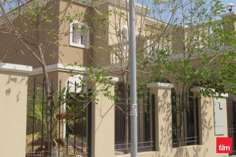 Villa in Dubai, UAE 3 bedrooms, 317.1 sq.m. № 710034 - photo 10