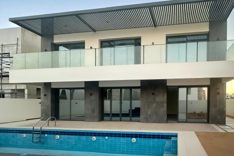 Villa te huur in Al Furjan, Dubai, VAE 6 slaapkamers, 600 vr.m., nr 750840 - foto 3