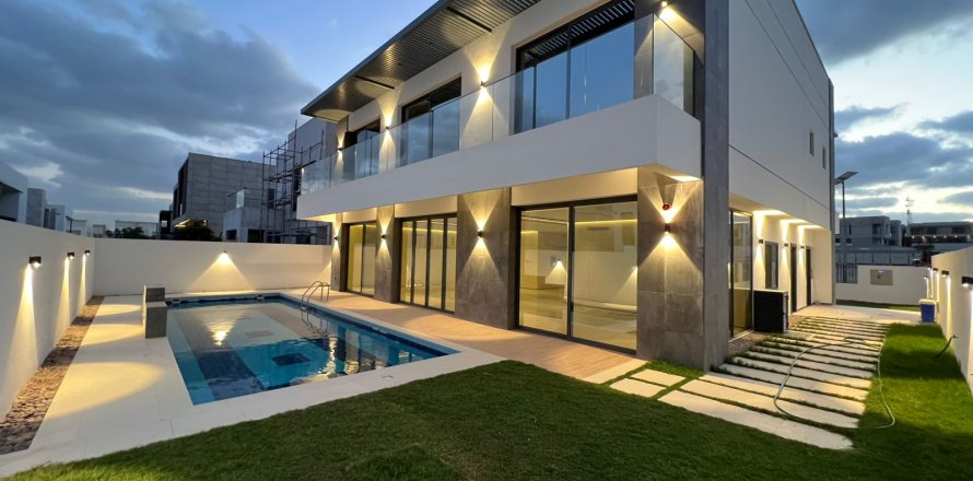 Villa in Al Furjan, Dubai, VAE 6 slaapkamers, 600 vr.m. nr 750840